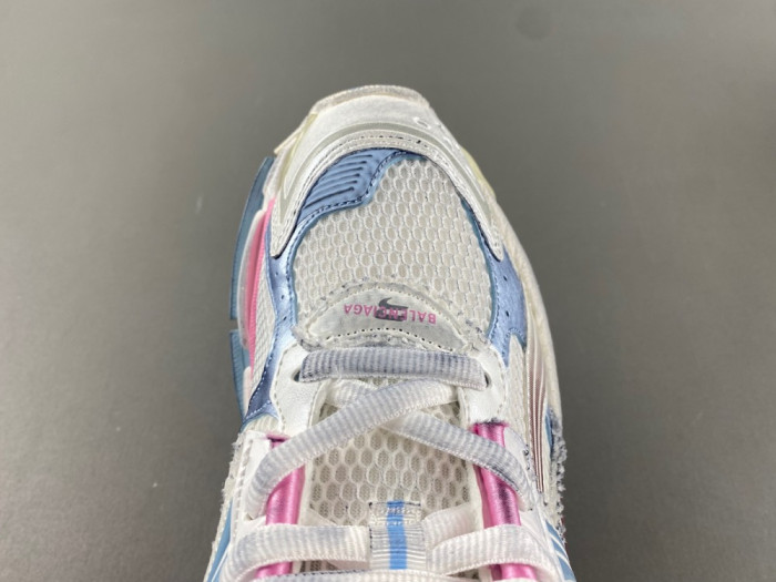 Ba*len*cia*ga runner panelled sneakers