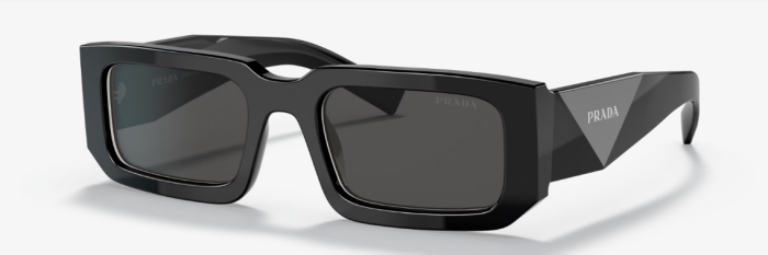 Pra*a  sunglass hut