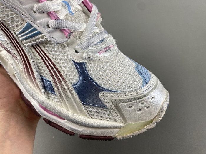 Ba*len*cia*ga runner panelled sneakers