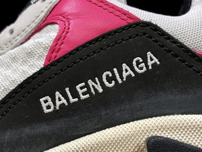 BLCG Triple S Neon Pink 2019  524039 W09O6 5671