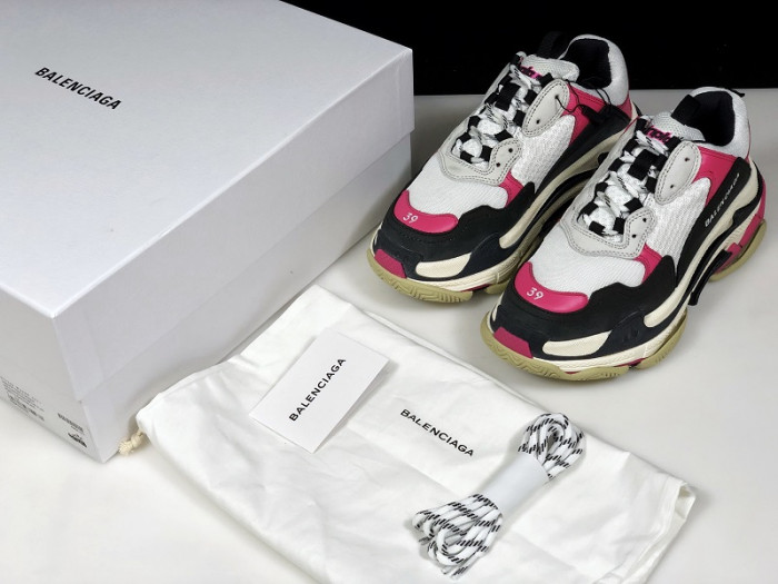 BLCG Triple S Neon Pink 2019  524039 W09O6 5671