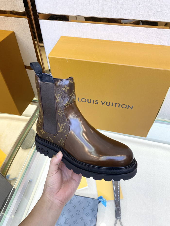 LOUS VUITON  BOOTS